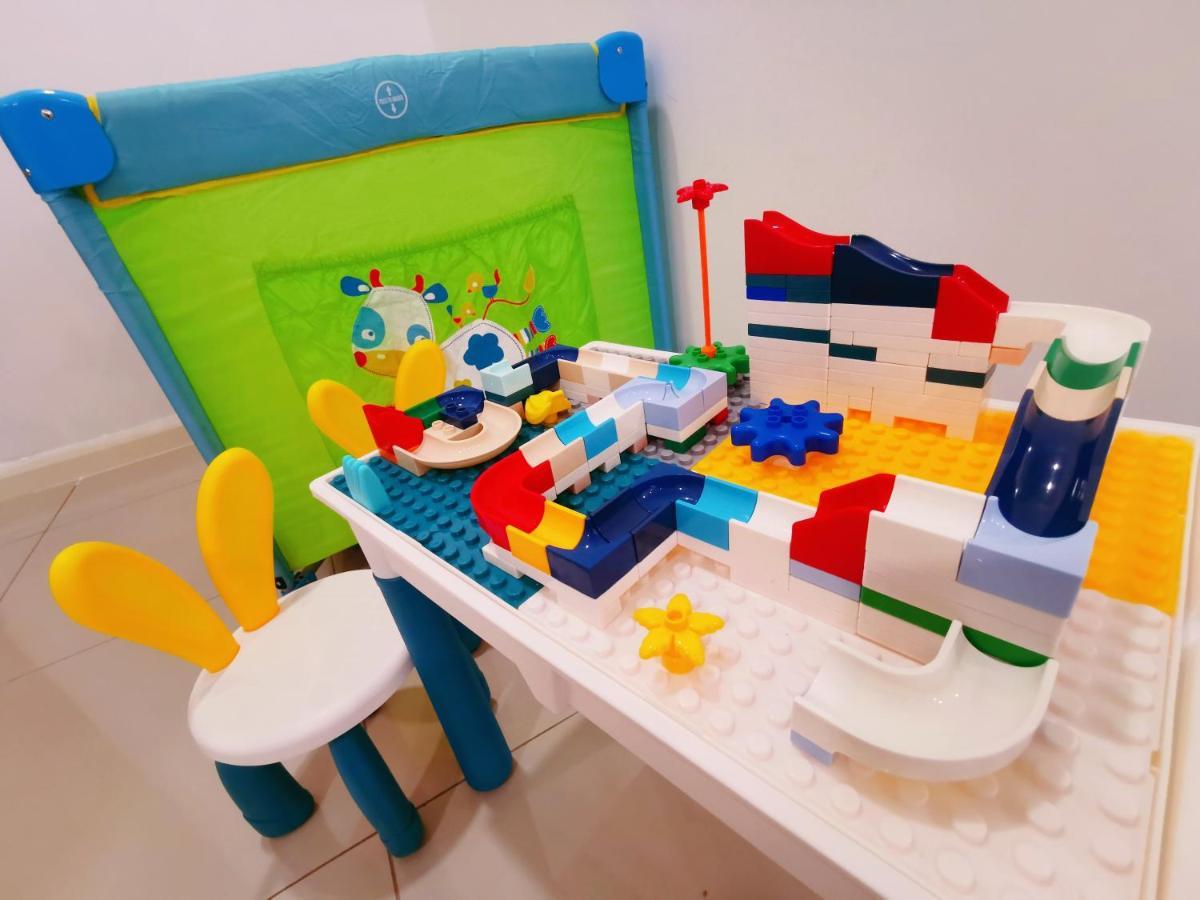 Legoland 3Min Lakeview Happyrainbowsuite 7Pax 2R2B Nusajaya  Buitenkant foto